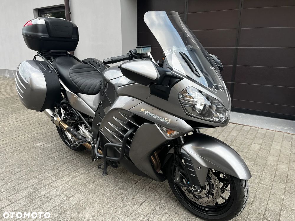 Kawasaki GTR - 1