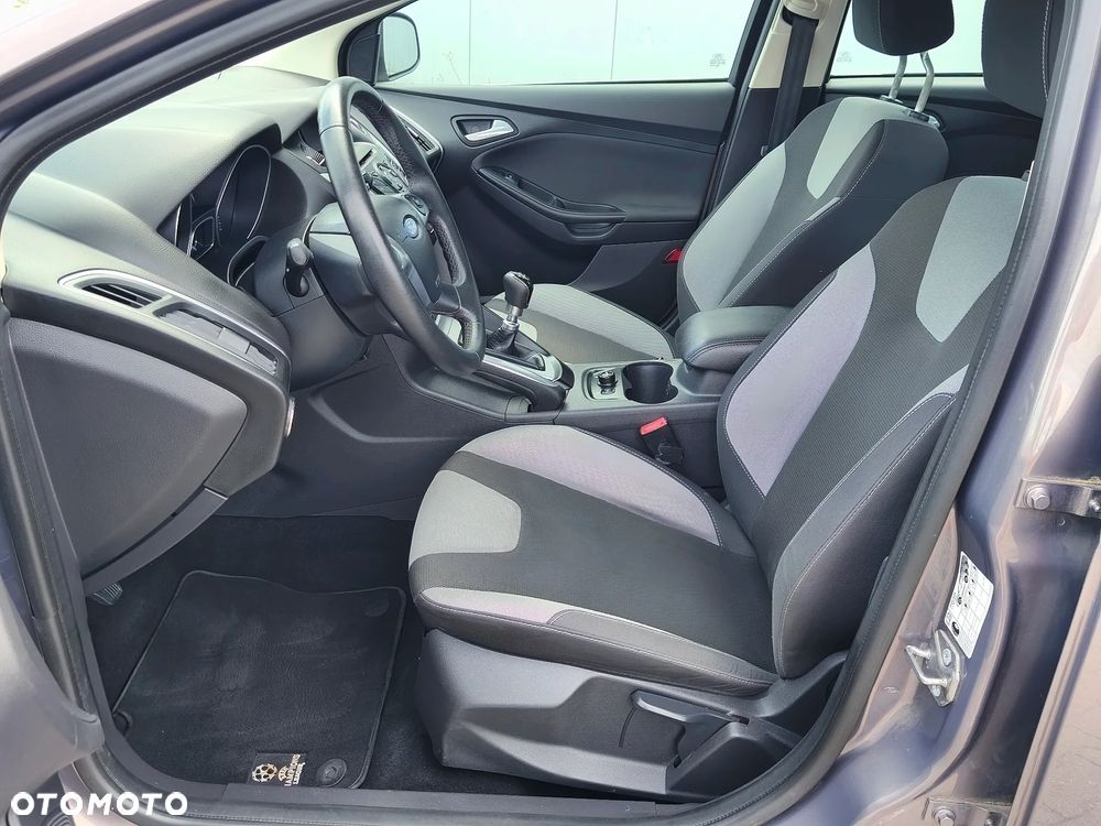 Ford Focus 1.0 EcoBoost Start-Stopp-System Titanium - 32