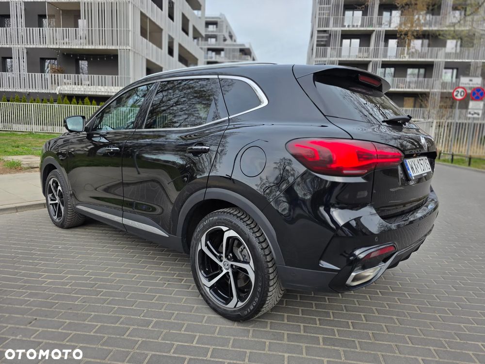 MG HS 1.5 T-GDI Exclusive DCT - 25