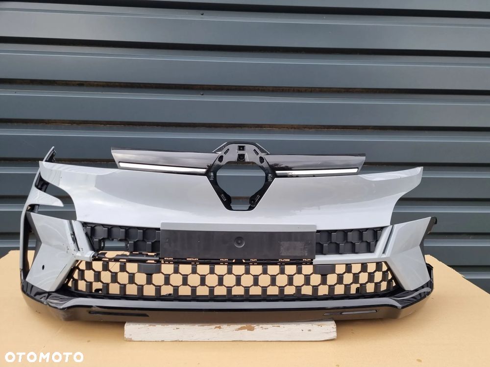 RENAULT MEGANE V E-TECH 2022- Zderzak przód oryginał MB092 - 1