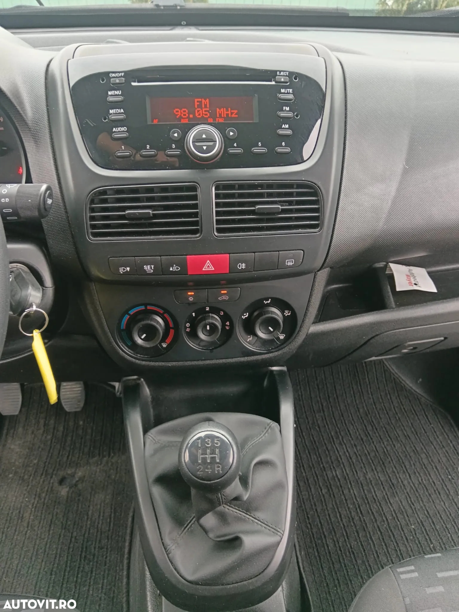 Opel Combo - 17