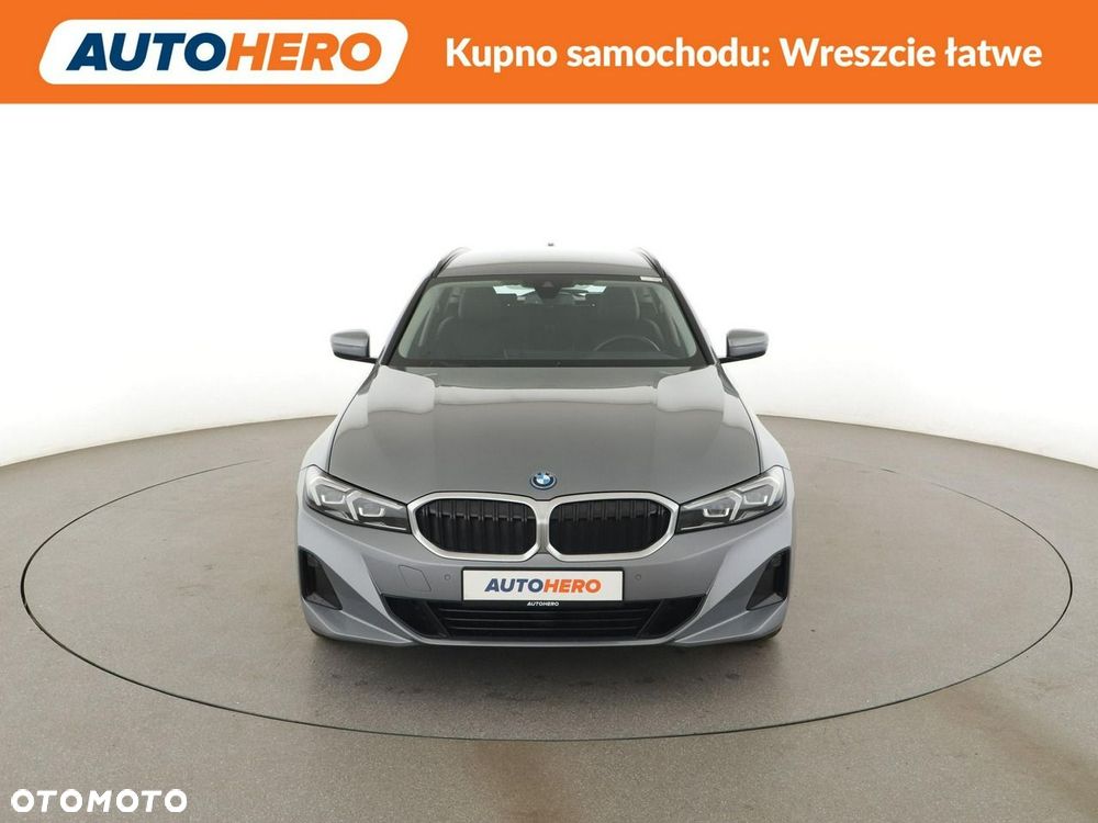 BMW Seria 3 330e PHEV - 12