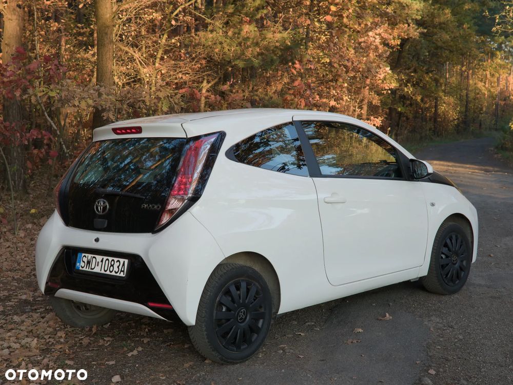 Toyota Aygo 2015 photo 3