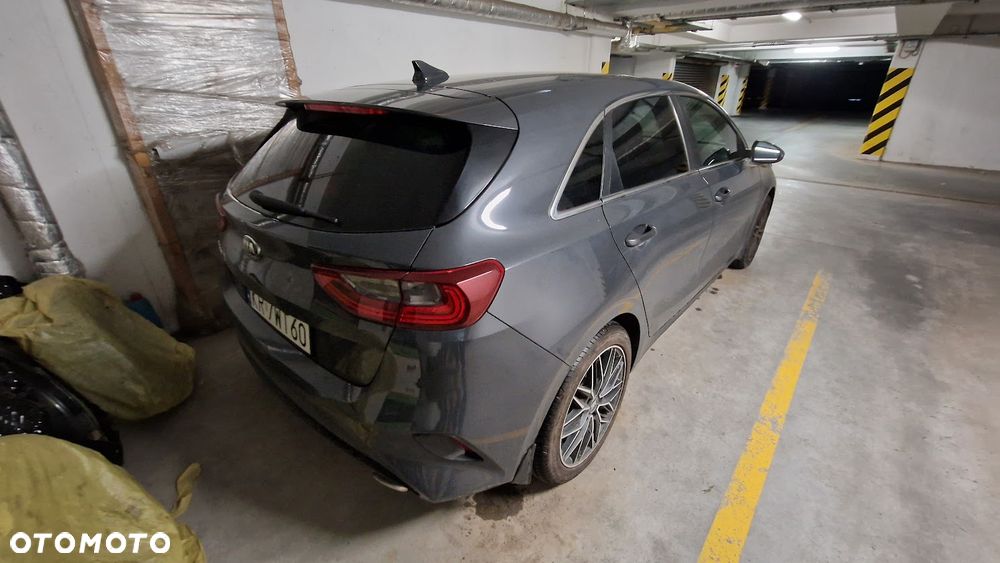 Kia Ceed 1.5 T-GDI Business Line - 3
