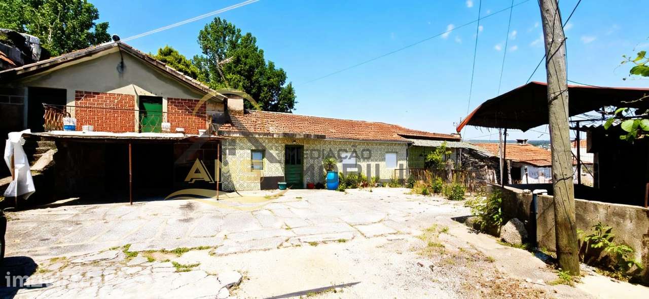 QUINTA A DOIS PAÇOS DA CIDADE COM 2,5ha