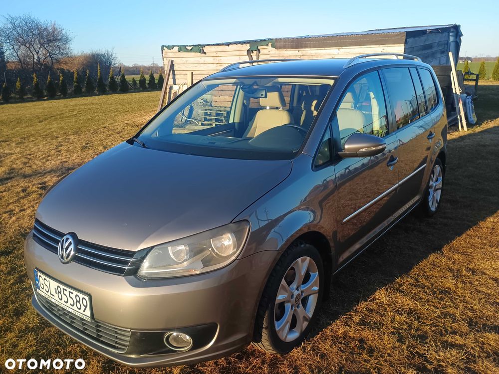 Volkswagen Touran - 1