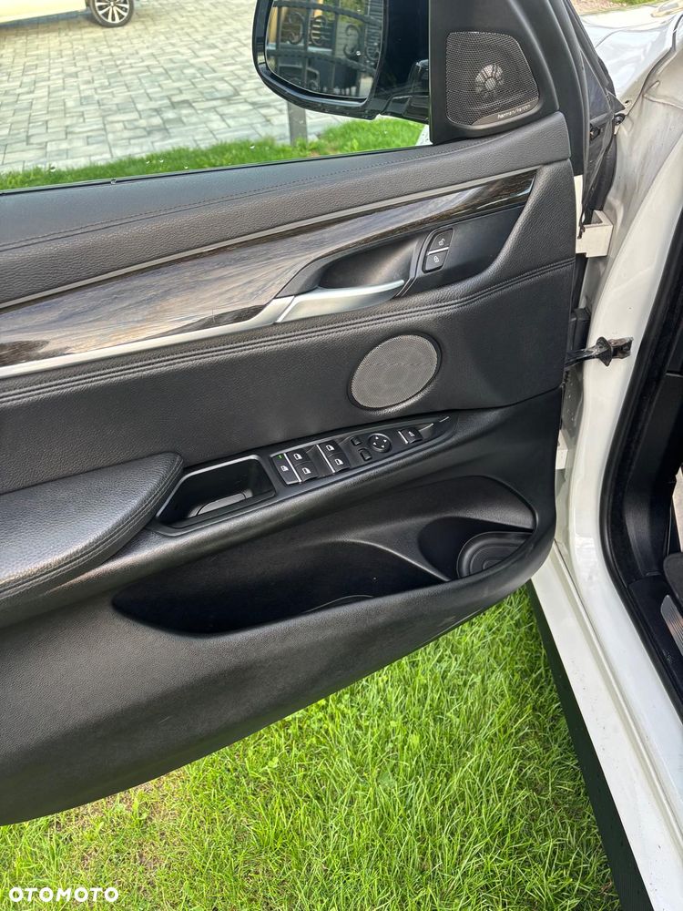 BMW X6 xDrive35i - 14