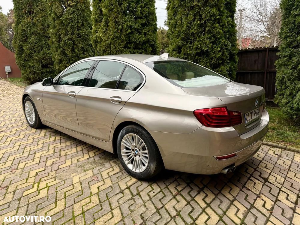 BMW Seria 5 520d Aut. Luxury Line - 3