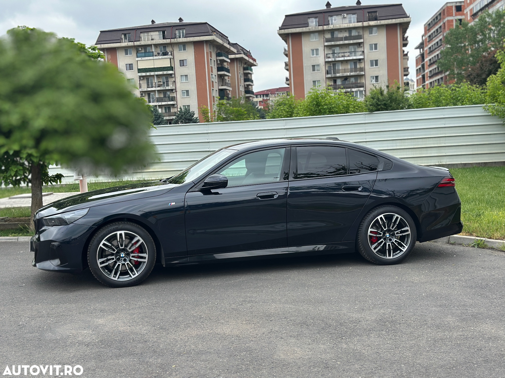 BMW Seria 5 - 32