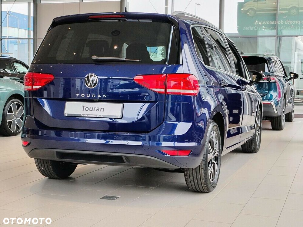 Volkswagen Touran - 6