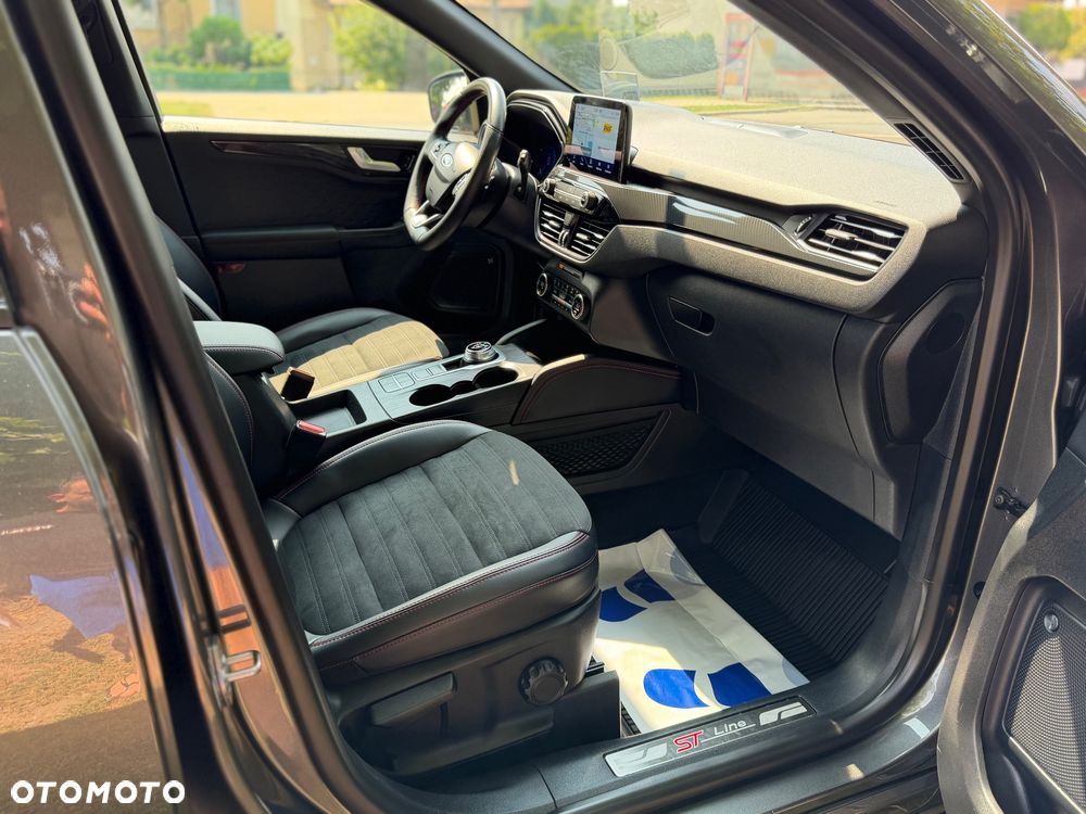 Ford Kuga 2.0 EcoBlue 4x4 ST-LINE X - 14