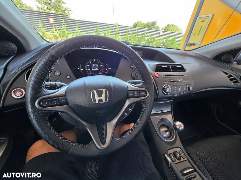 Honda Civic 1.4 i-VTEC Sport - 7