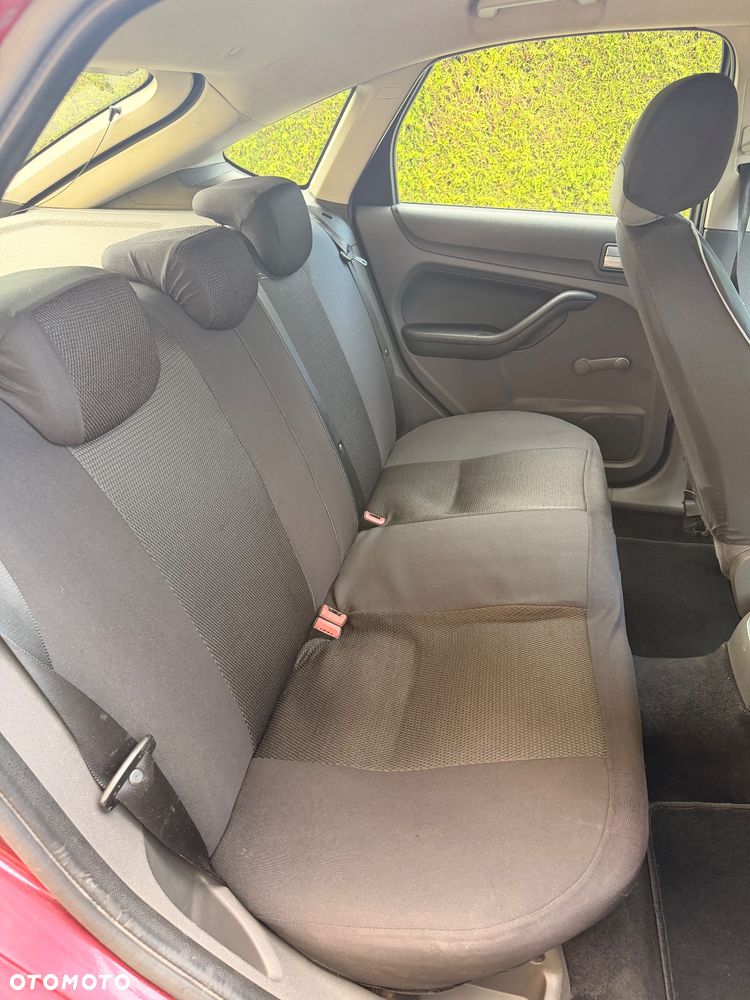 Ford Focus 1.6 FX Silver - 10