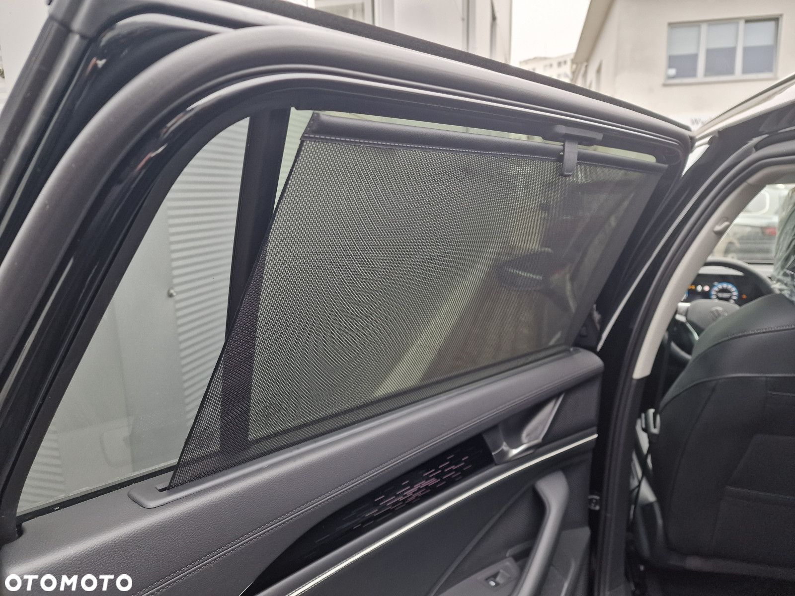 Volkswagen Passat - 15