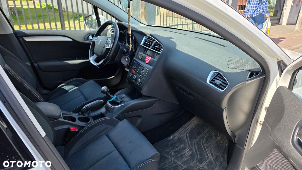 Citroën C4 1.6 HDi Attraction - 9