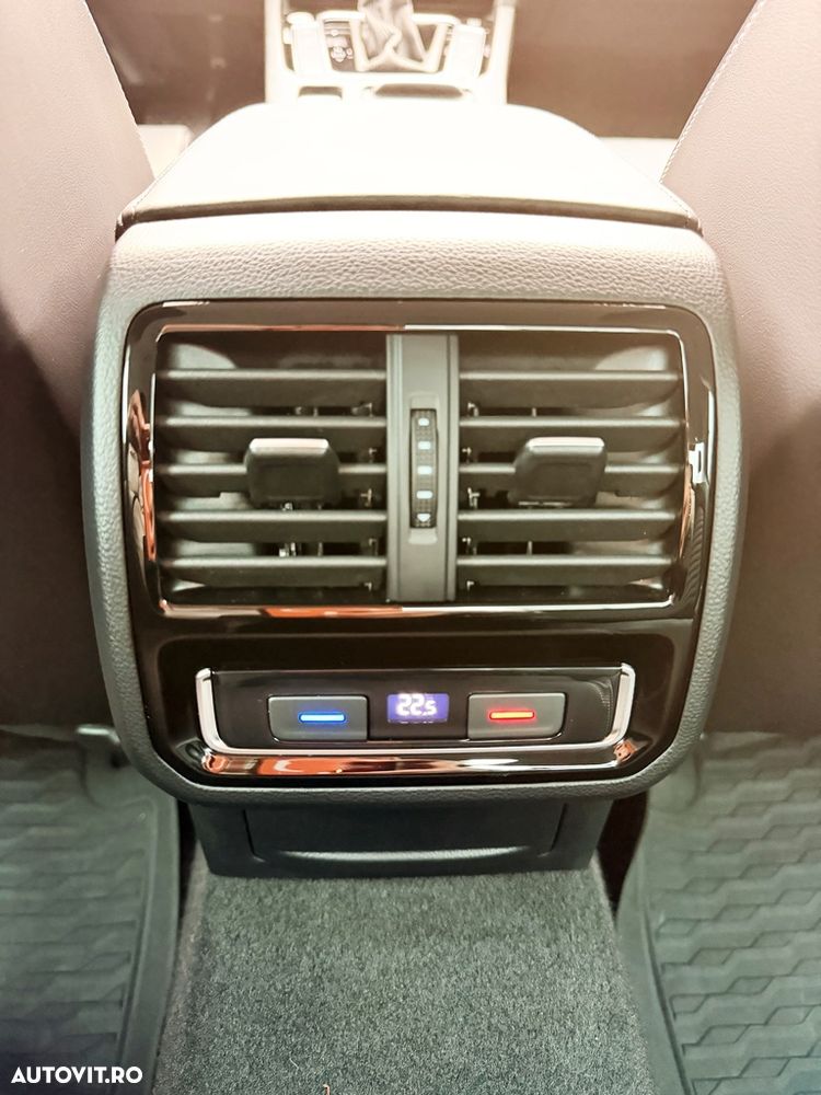 Volkswagen Passat 2.0 TDI DSG Highline - 26