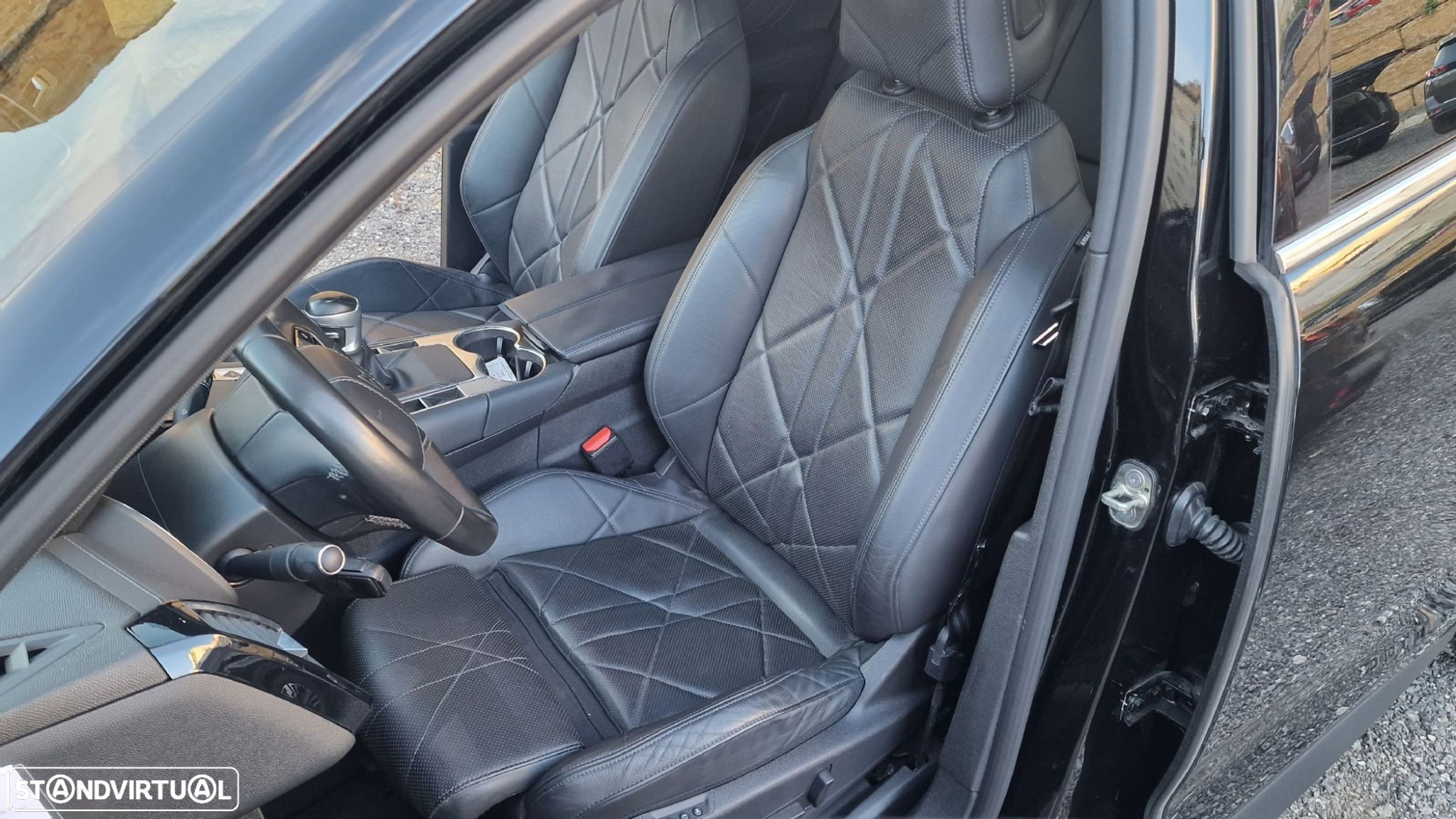 DS DS7 Crossback - 38