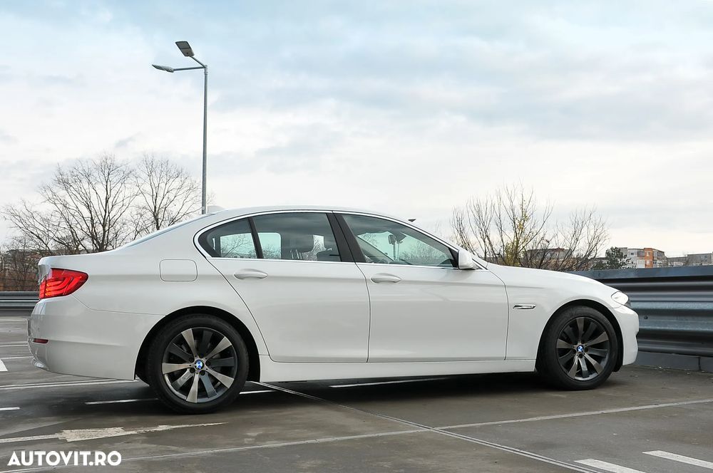 BMW Seria 5 520d Aut. - 3