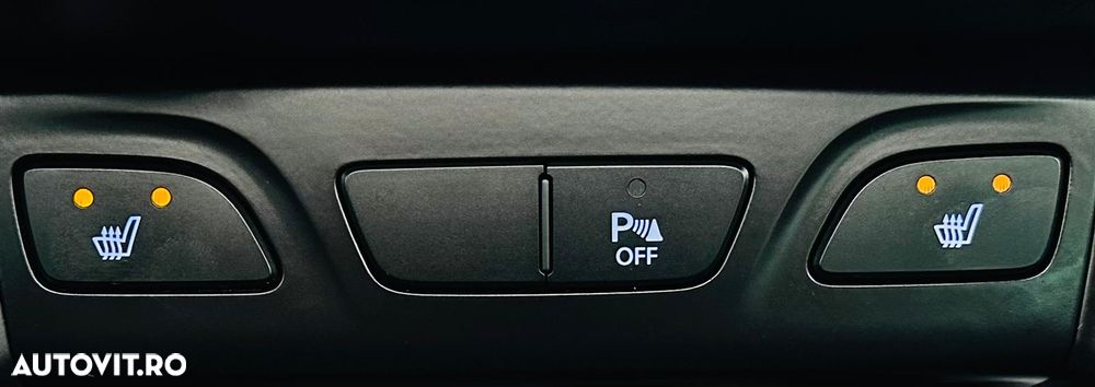 Hyundai ix35 1.7 CRDI 2WD blue Finale Silver - 25