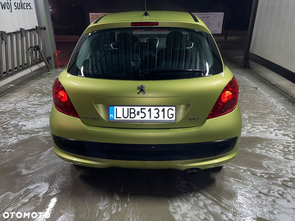 Peugeot 207 - 2