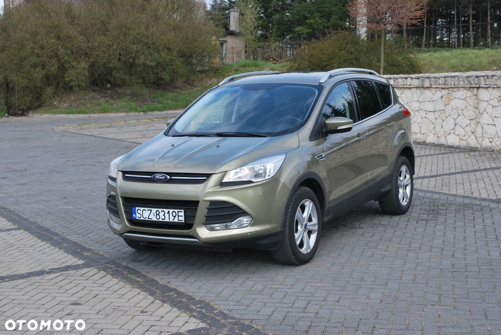 Ford Kuga 2.0 TDCi 2x4 Titanium - 32
