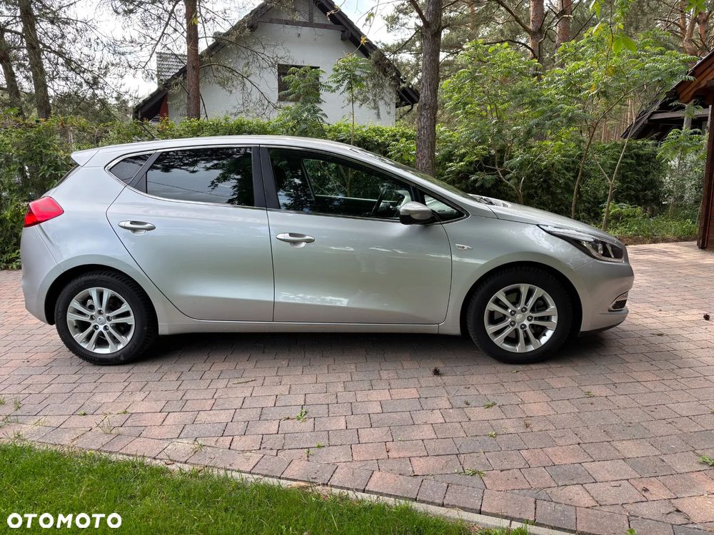 Kia Ceed 1.6 GDI Dream Team Edition - 7
