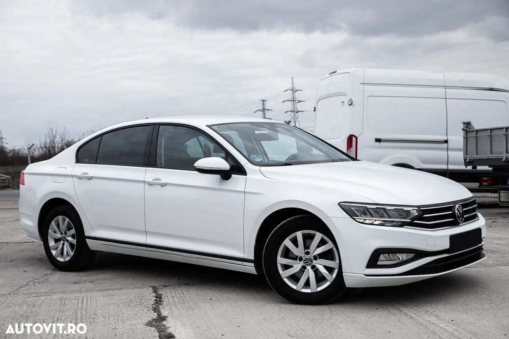 Volkswagen Passat 2.0 TDI SCR DSG Business - 37