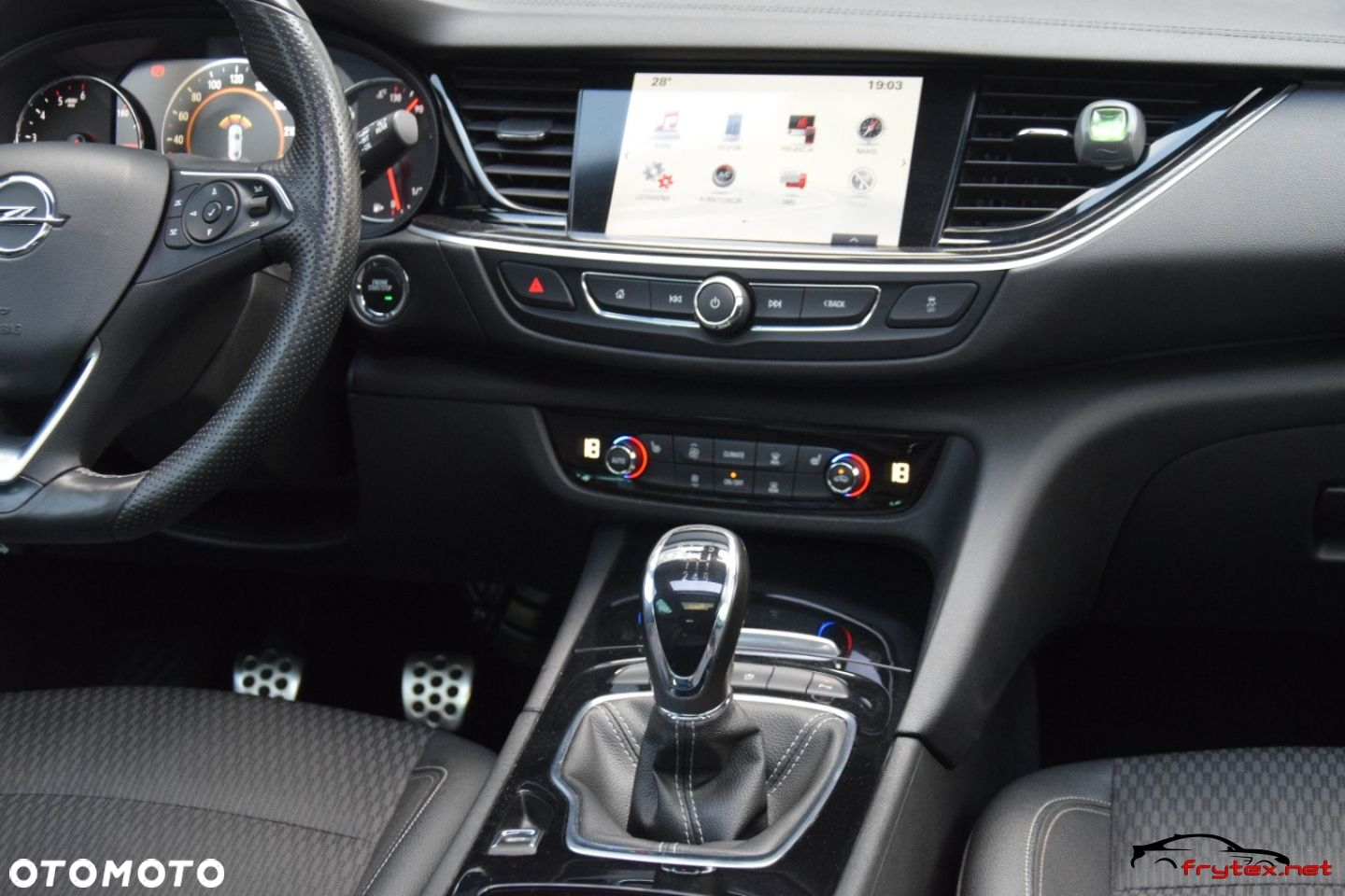 Opel Insignia - 27