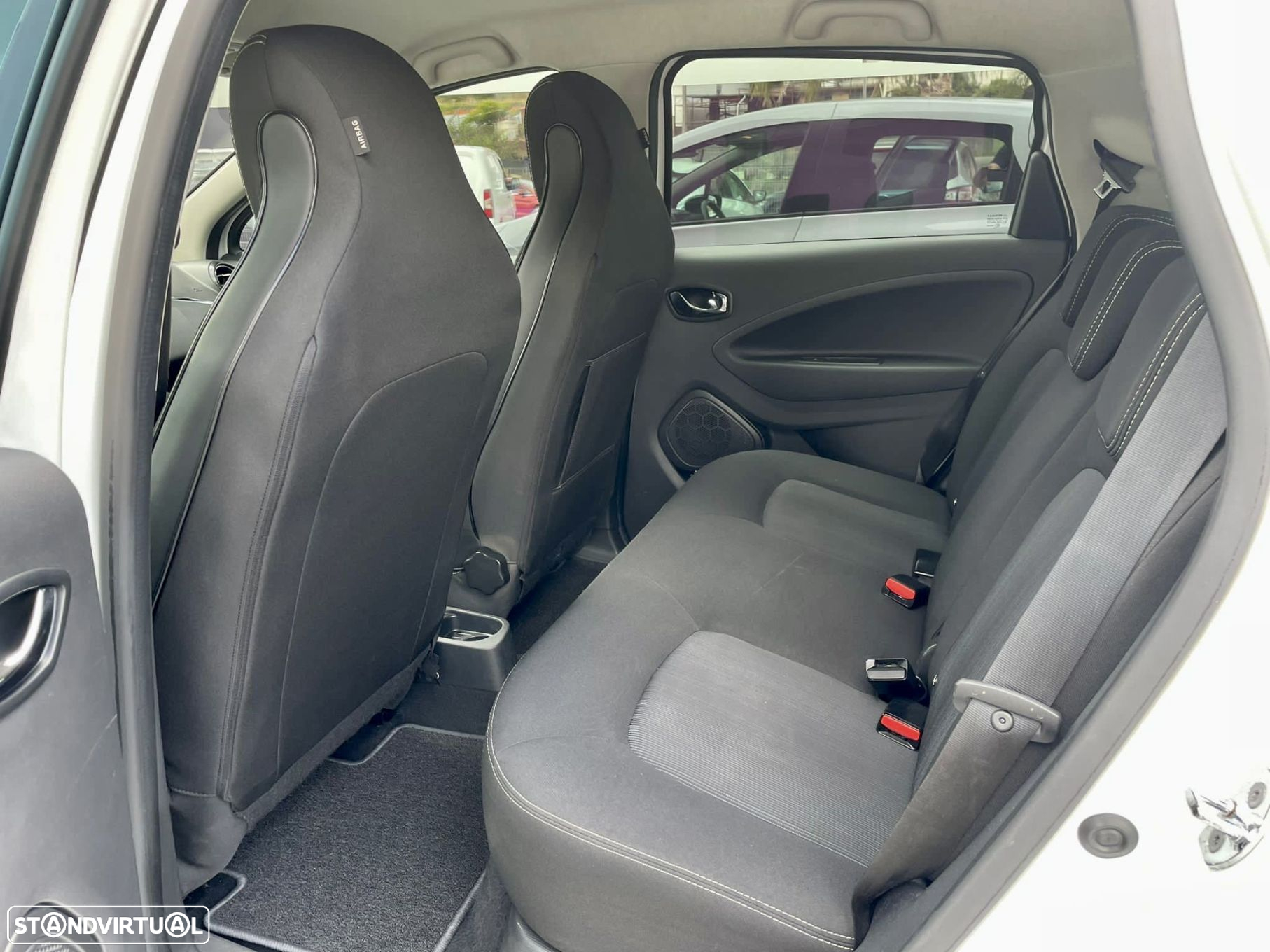 Renault Zoe - 10