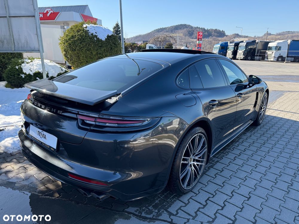 Porsche Panamera - 7