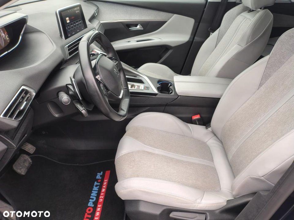 Peugeot 5008 - 20