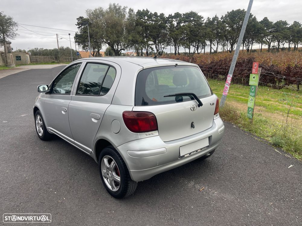 Toyota Yaris 1.0 Terra AC - 6