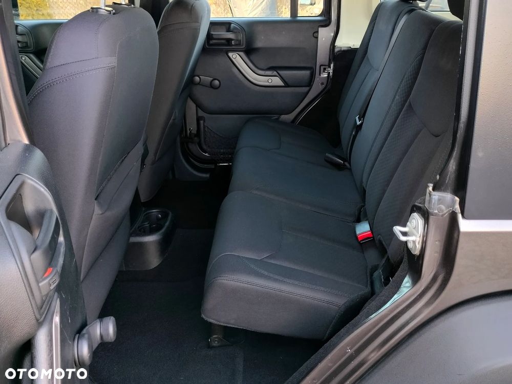 Jeep Wrangler Unlimited 3.6 Automatik X - 18