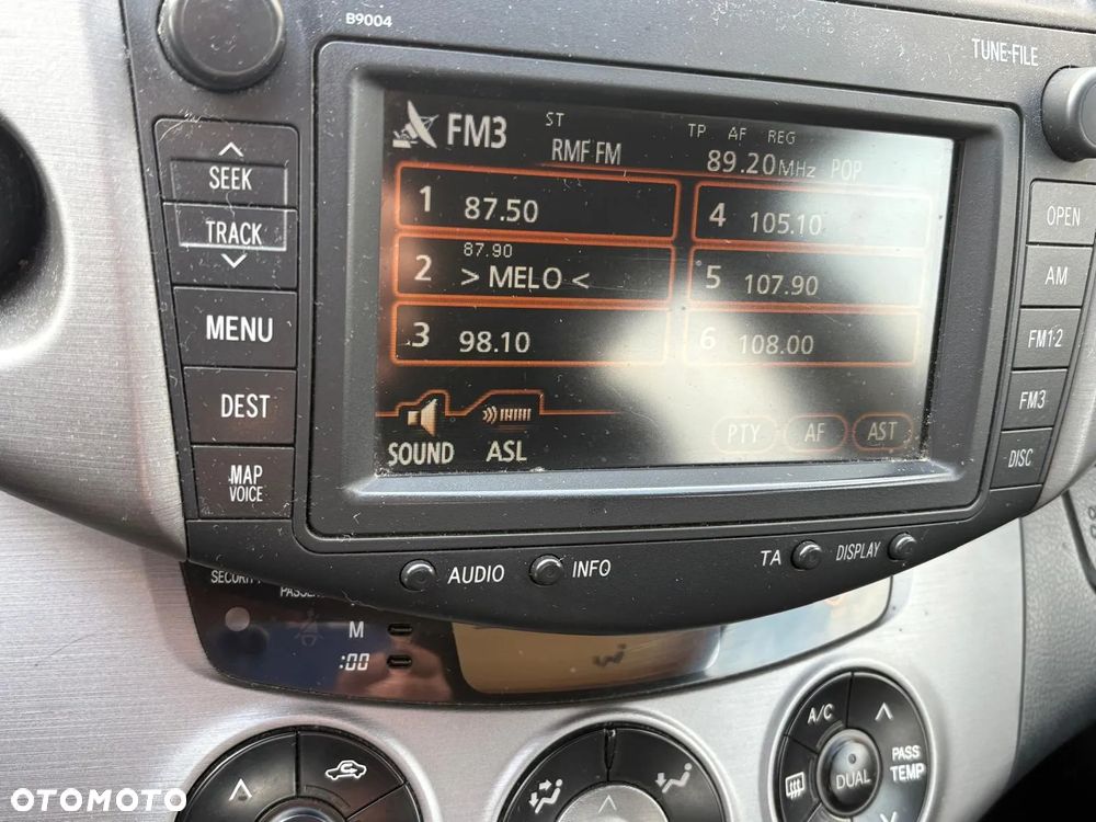 Toyota RAV4 2.2 D-4D 4x4 - 13