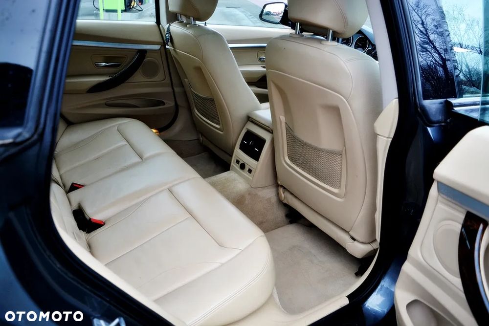 BMW 3GT 318d Modern Line - 34