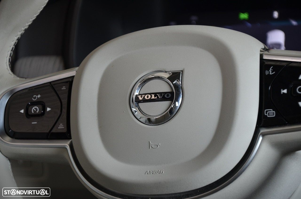 Volvo V90 2.0 T6 PHEV Plus Dark AWD - 23