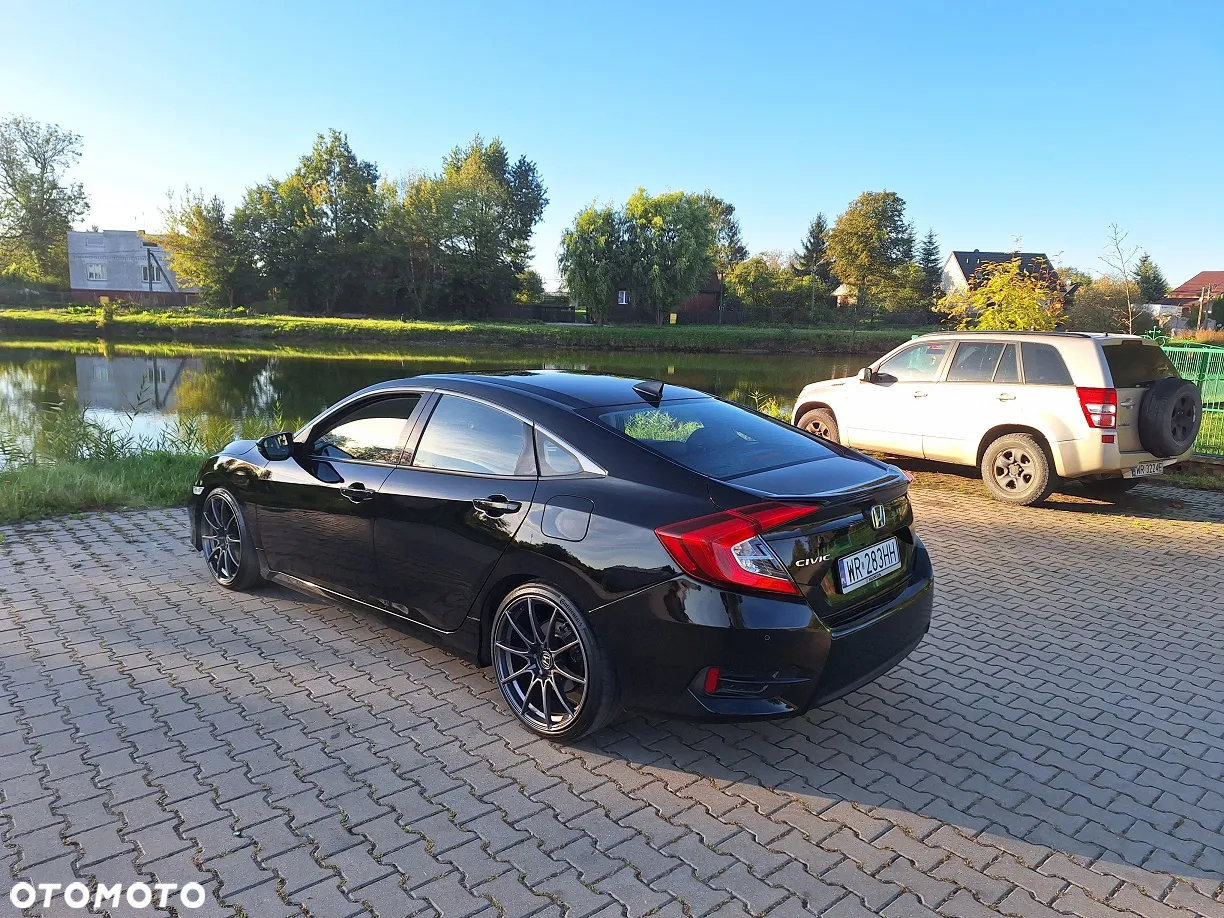 Honda Civic 1.5 T Executive - 2