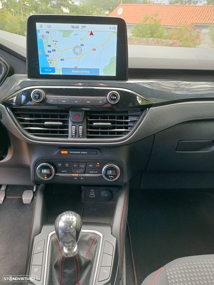 Ford Kuga 1.5 EcoBoost ST-Line - 14