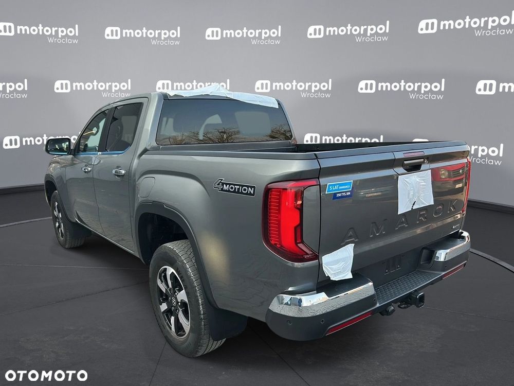 Volkswagen Amarok 3.0 V6 TDI 4Mot Style - 6