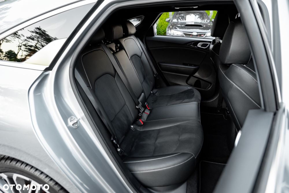 Kia ProCeed 1.5 T-GDI DCT7 OPF GT LINE - 22