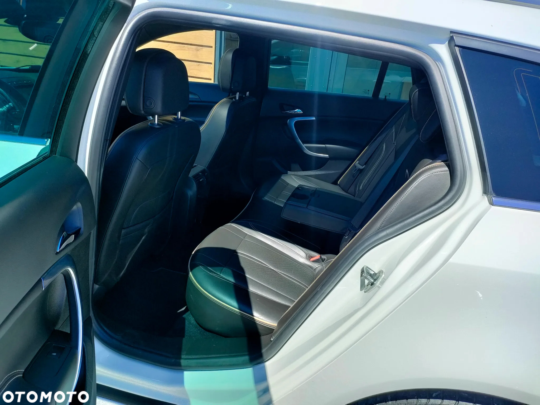Opel Insignia 2.0 CDTI Exclusive S&S - 25