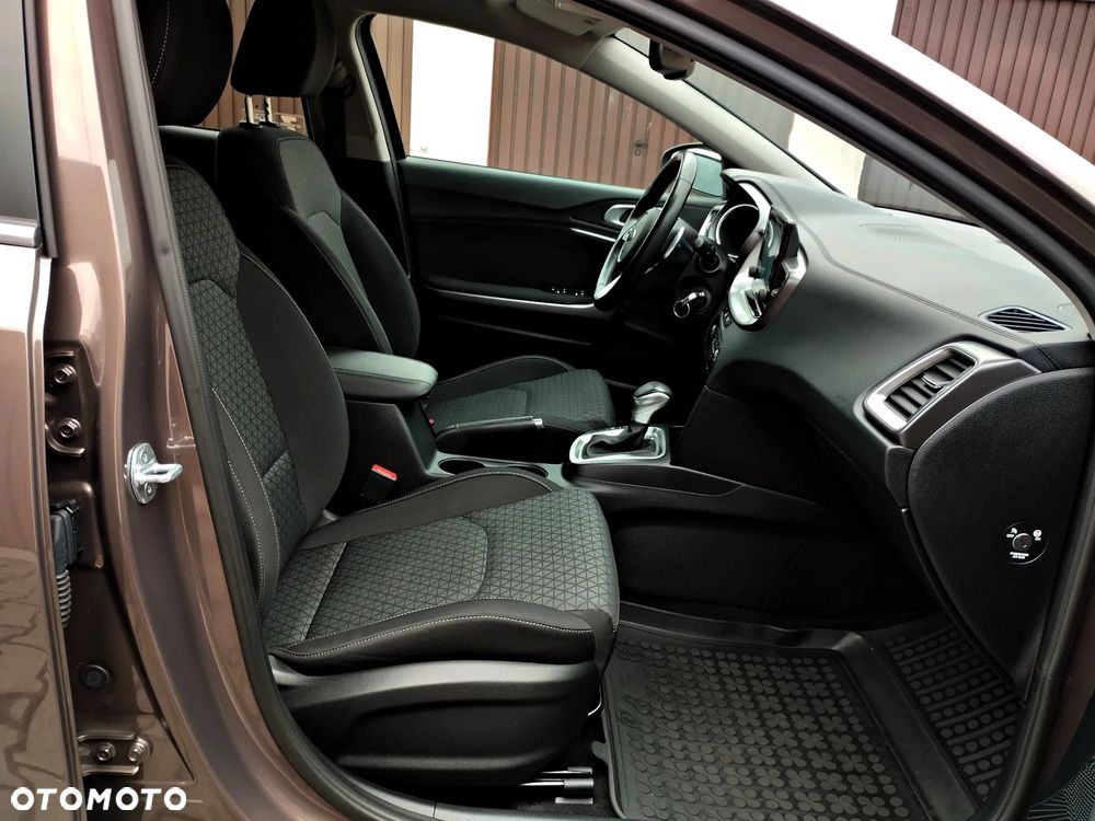 Kia XCeed - 29