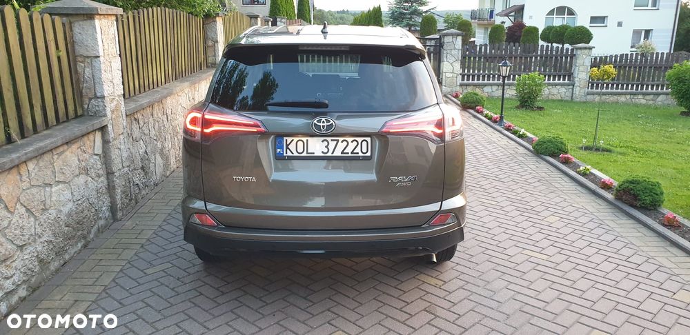 Toyota RAV4 - 3