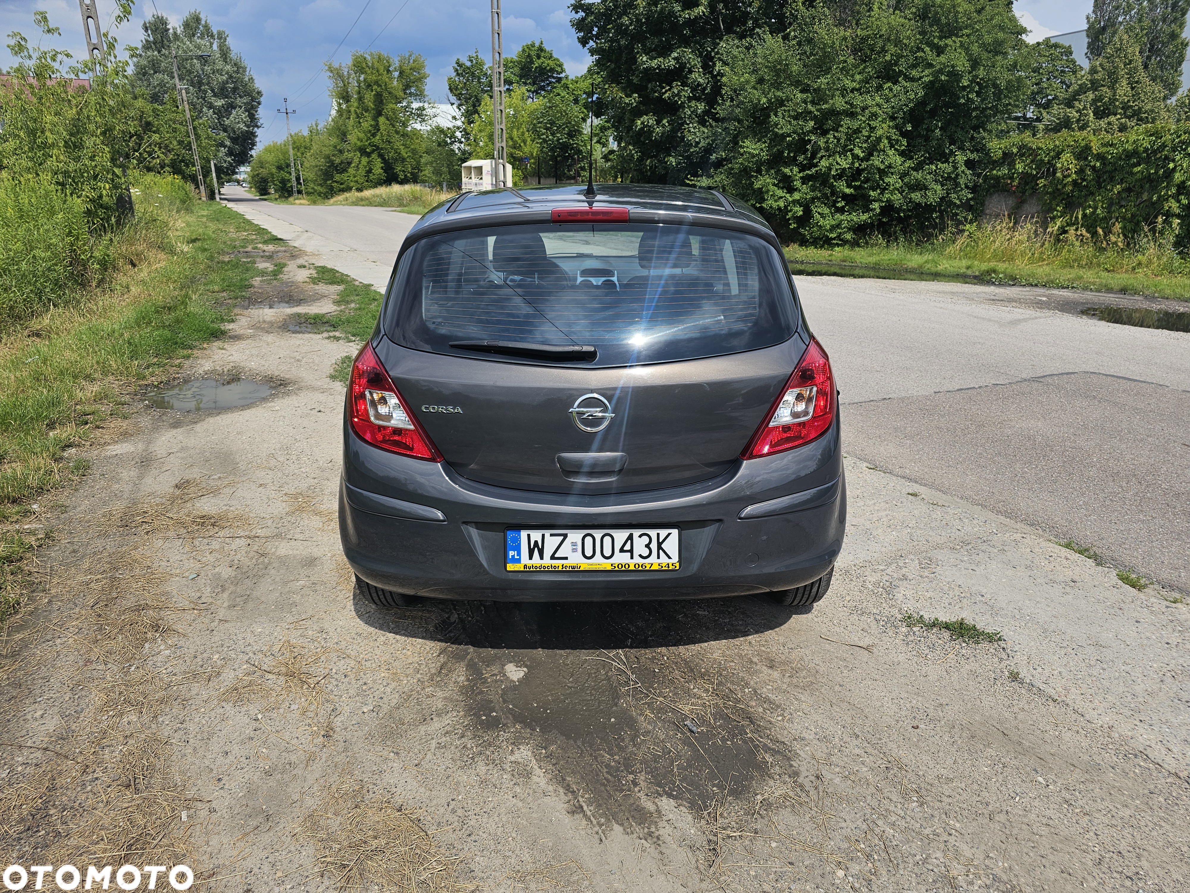 Opel Corsa 1.2 16V Edition / Active - 4