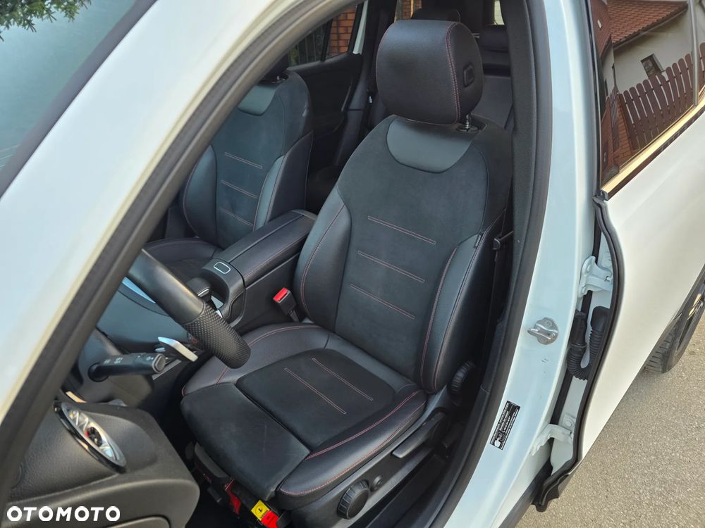 Mercedes-Benz GLB 200 d 4-Matic AMG Line 8G-DCT - 10