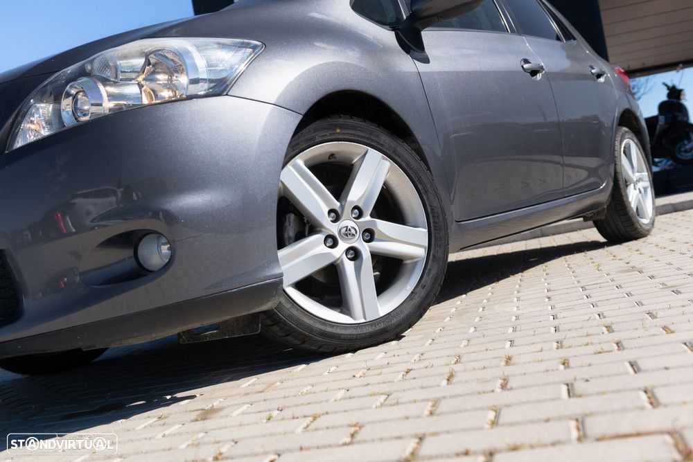 Toyota Auris 1.4 D-4D Comfort - 3