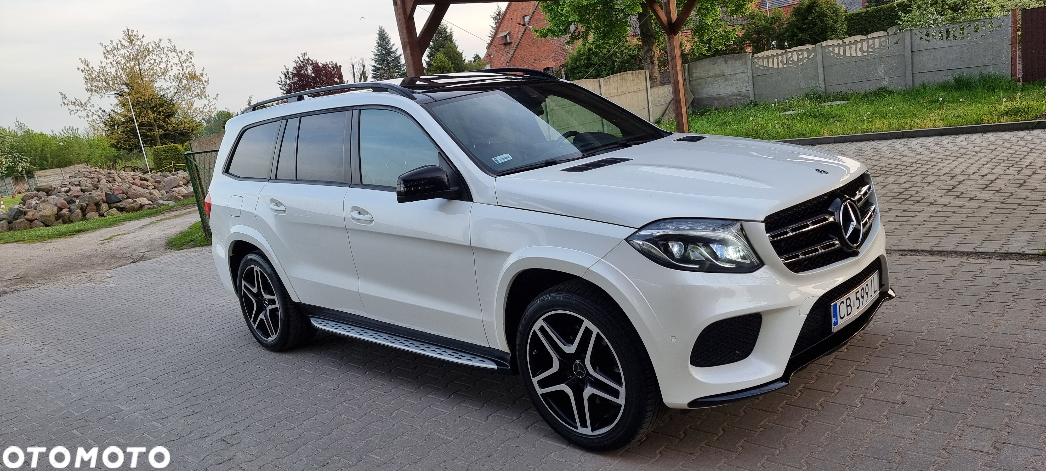 Mercedes-Benz GLS 350 d 4-Matic - 11