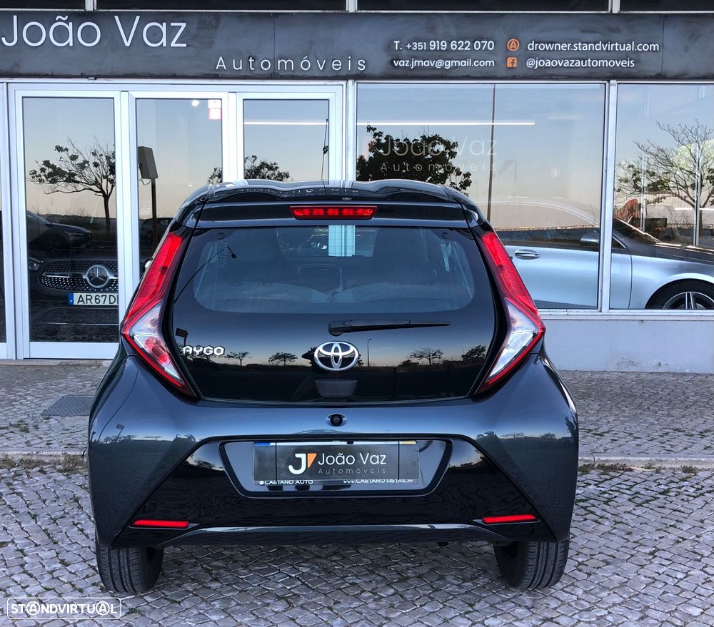 Toyota Aygo 1.0 X-Play Plus MM - 11