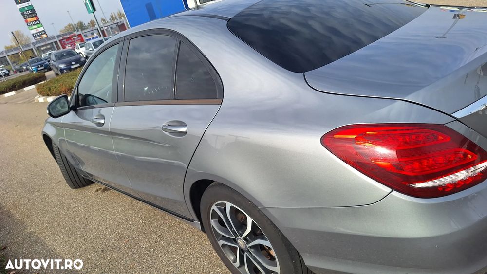 Mercedes-Benz C - 17