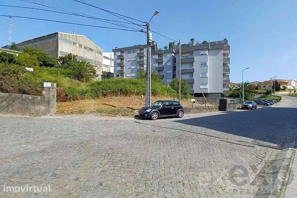 Terreno urbano para construção em Santo Tirso - Grande imagem: 5/16
